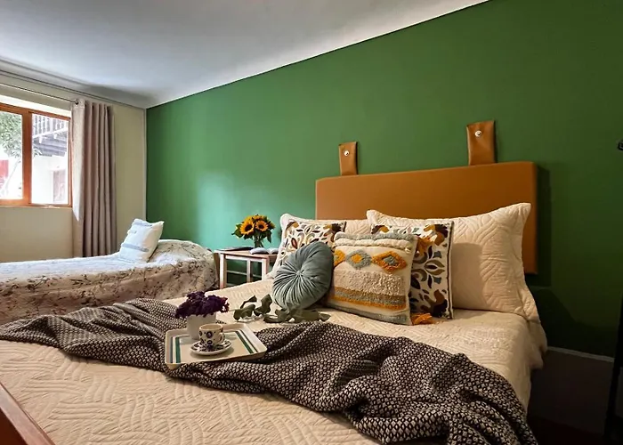 Casa Paqocha - & Garden - Hot Water & Shared Kitchen - Long - Close To Train *