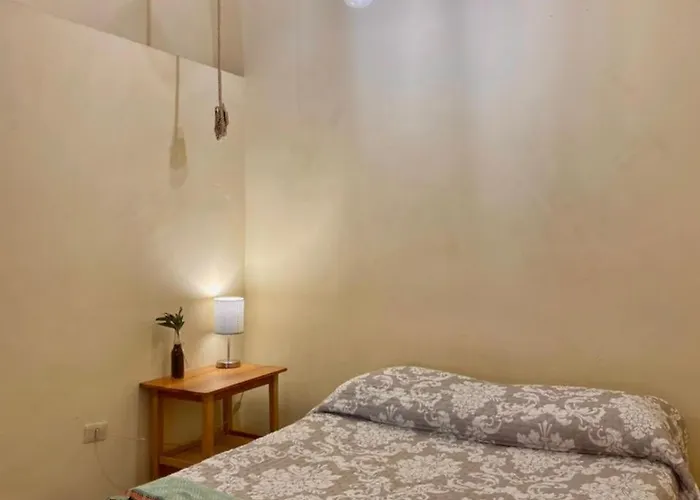 Habitación en casa particular Casa Paqocha - & Garden - Hot Water & Shared Kitchen - Long - Close To Train